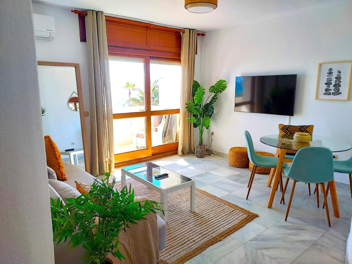Beachfront Primera Linea De Playa En Casco Antiguo Estepona Exterior foto